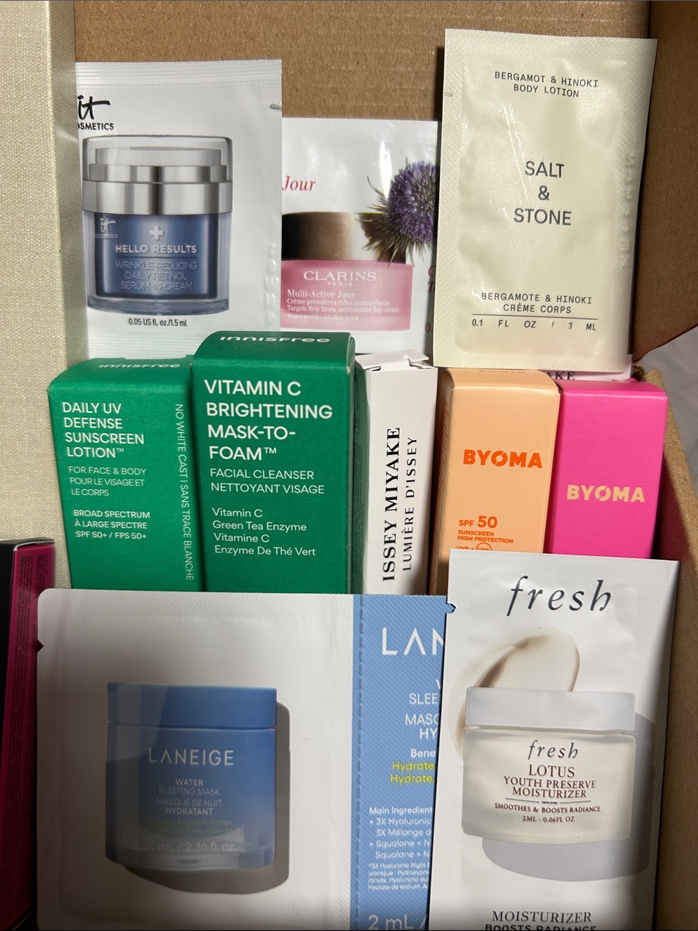 Skincare, Makeup & Haircare Mini Lot - Picture 3 of 3